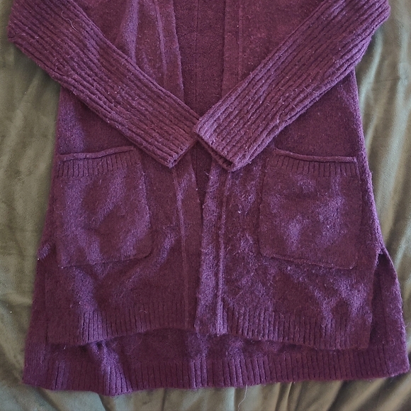 Cardigan - Picture 2 of 3